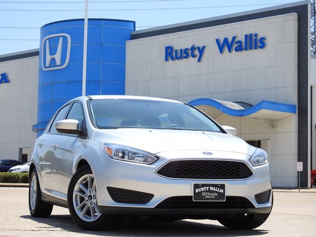 Pre Owned 2018 Ford Focus Se 4d Hatchback In Dallas Jeh10184
